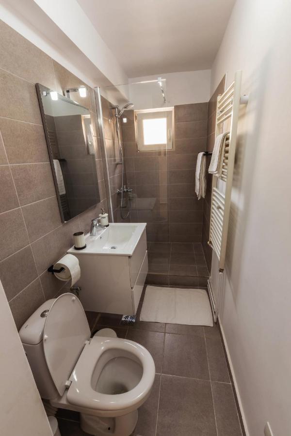Cosy 2-Bedroom Flat - Fully Equipped Resita Luaran gambar