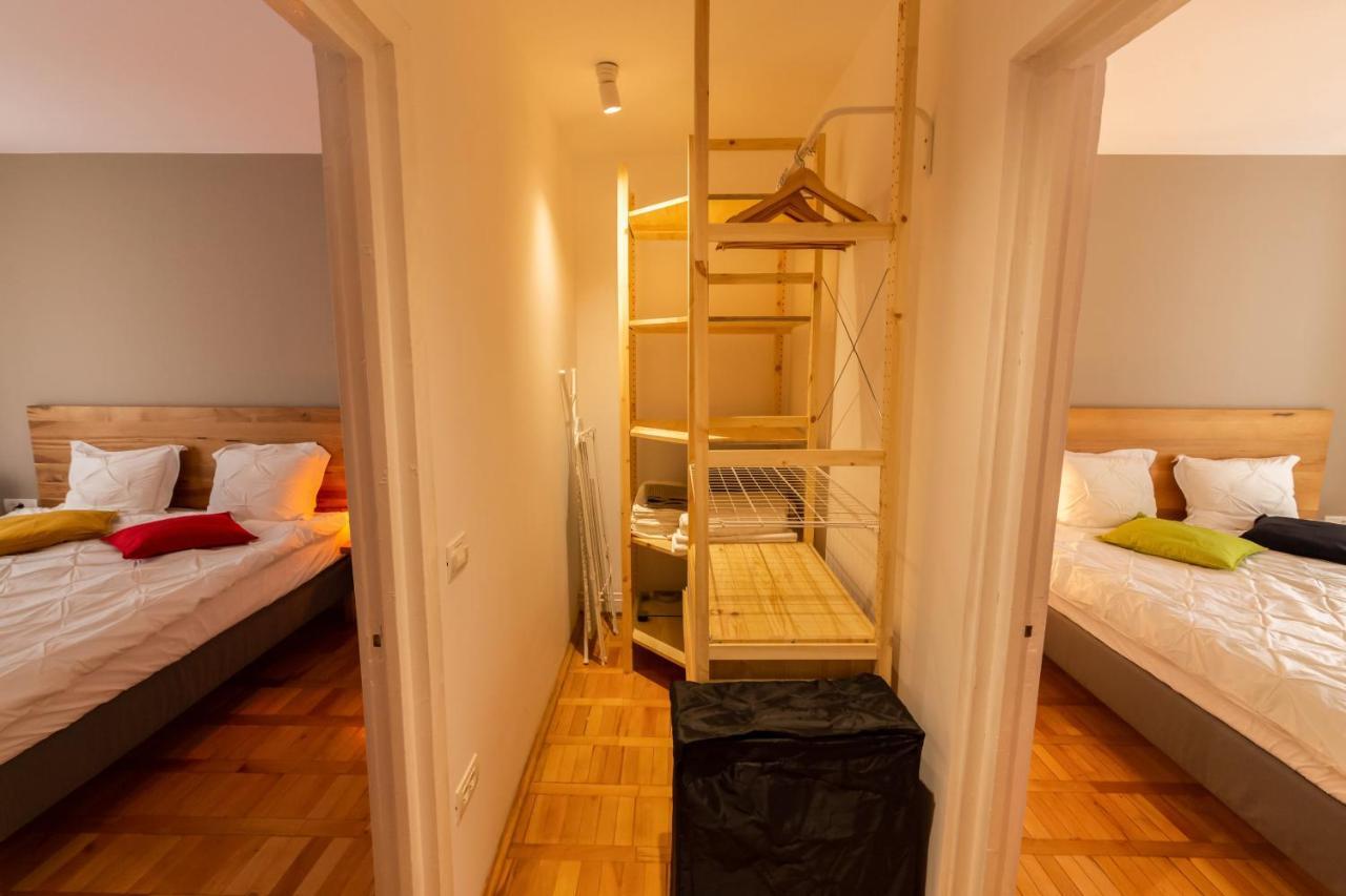 Cosy 2-Bedroom Flat - Fully Equipped Resita Luaran gambar