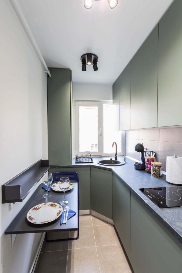 Cosy 2-Bedroom Flat - Fully Equipped Resita Luaran gambar
